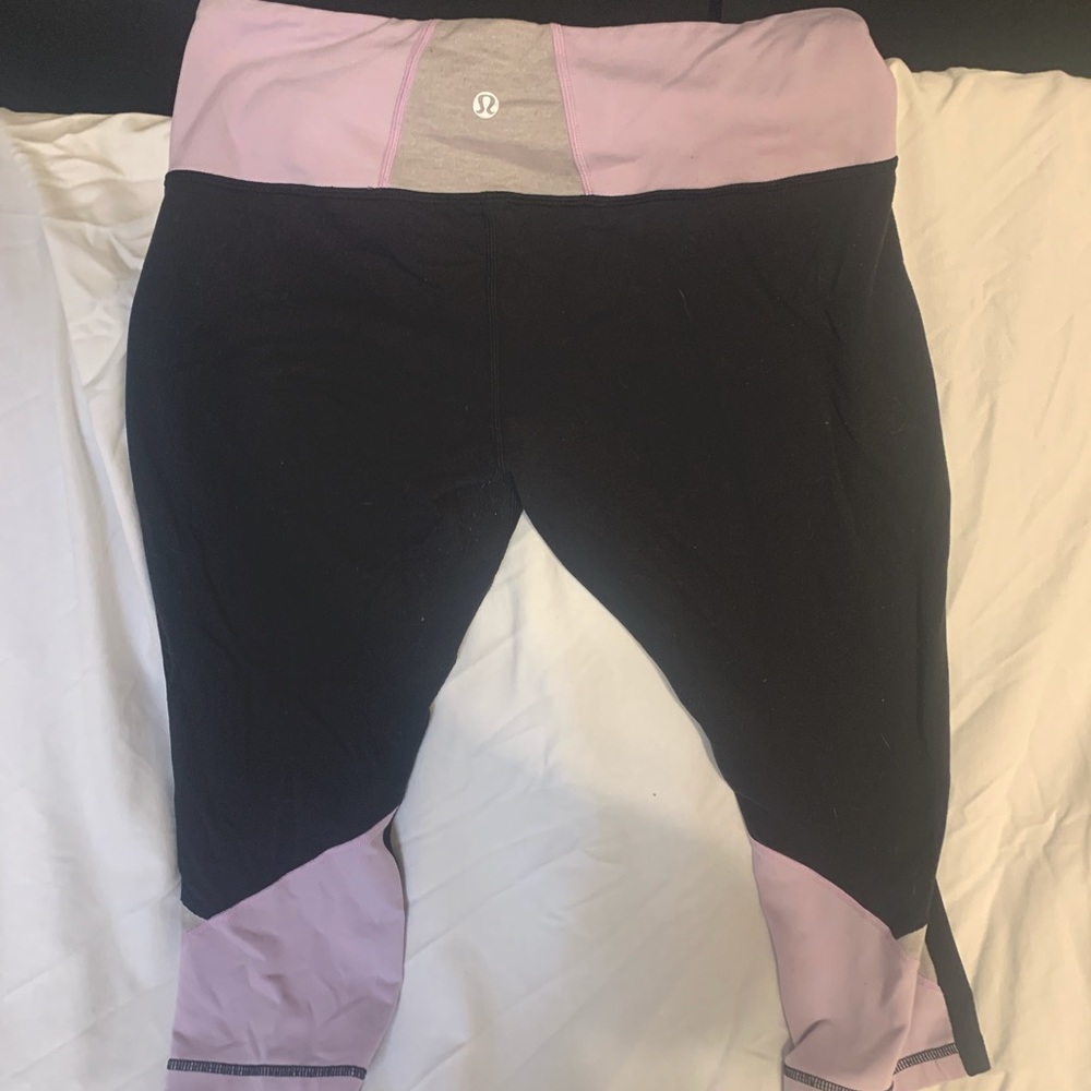 Cropped lululemon Pants size 8